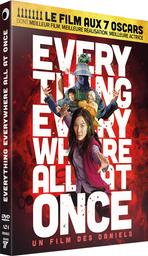 Everything Everywhere All at Once / Daniel Kwan, Daniel Scheinert, réal., scénario | Kwan, Daniel. Metteur en scène ou réalisateur. Scénariste
